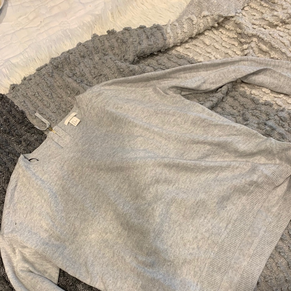 ✨2 for 20✨H&M Pullover sweater